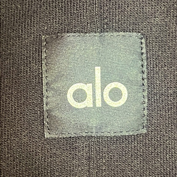 ALO Fresh Cropped Cover Up Sweatshirt - Picture 8 of 12